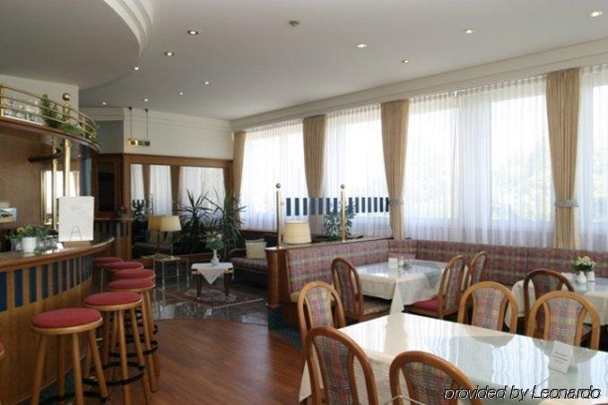 Arthotel Ana Munich Messe Restaurant foto
